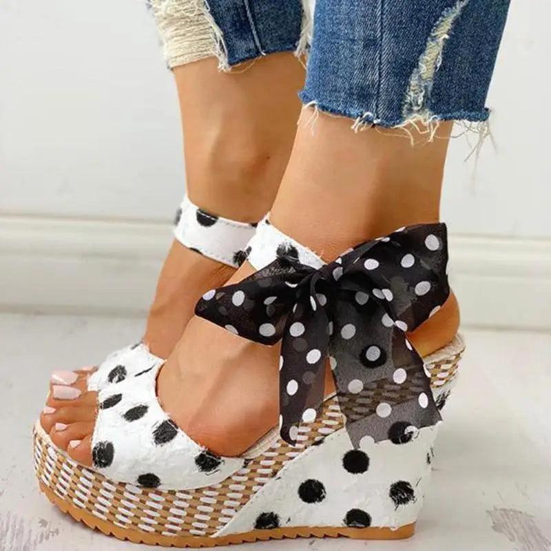 Fashion Women Sandals Luxury Design Elegant High Quality Materials Stylish Womens Summer Sandals Stevvex