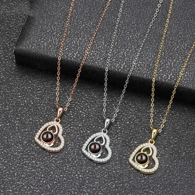 Popular Retro Fashion Light Luxury Necklace