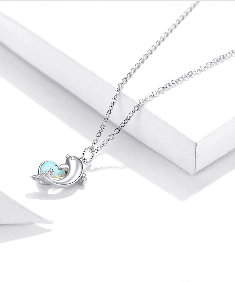 Heart-shaped Aussie Treasure Combined With A Dolphin Necklace Pi-Mart