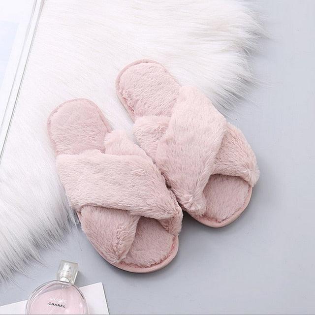 Fluffy Slippers Women Cozy Faux Fur Cross Indoor Floor Slides Flat Soft Furry Shoes Fluffy Furry Fur Slippers Flip Flop Open Toe Cozy House Memory Foam Sandals Slides Soft Flat Comfy Slippers Stevvex