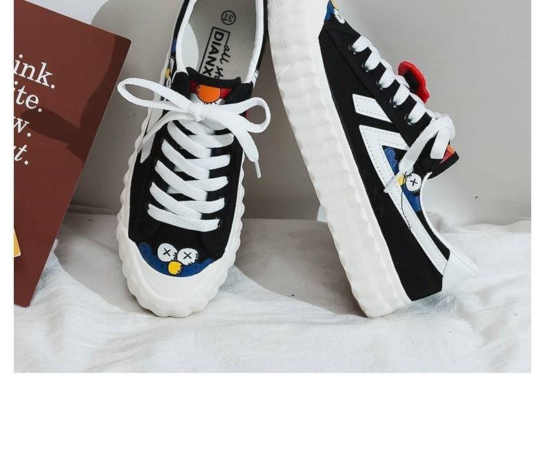 Funny Yellow Cartoon Design Sneakers Women Casual Fashion New Flat Vulcanized Sneakers Lace Up Canvas Shoes Men Comfortable Canvas Flats Summer Fashion Lace-up Sneakers Stevvex