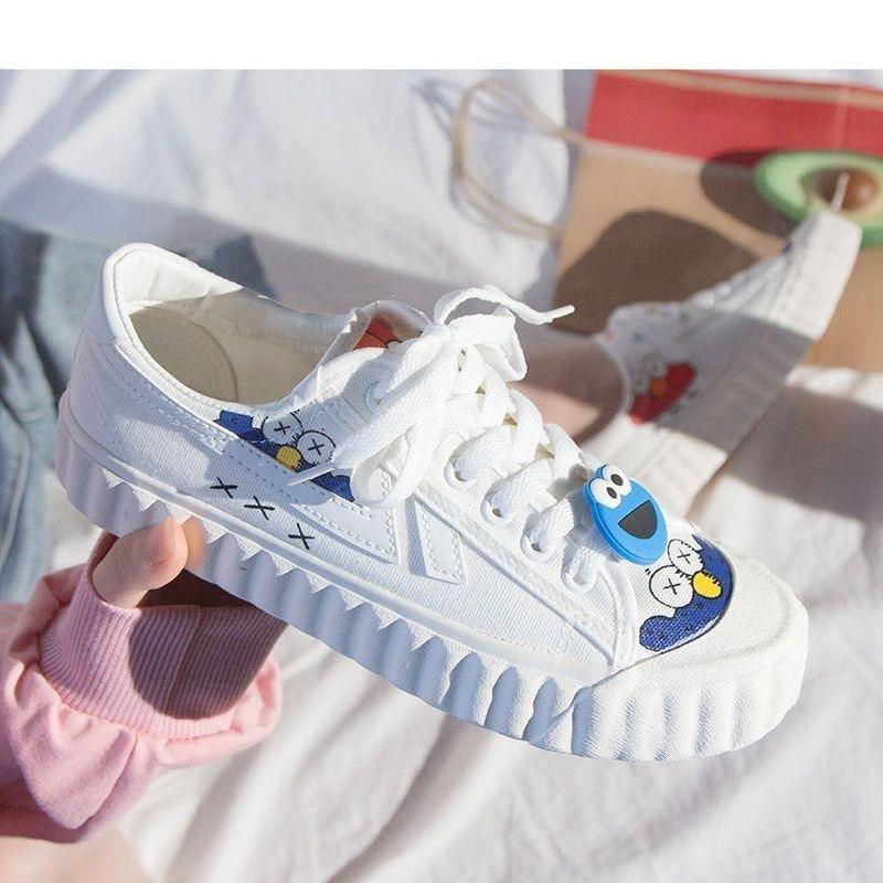 Funny Yellow Cartoon Design Sneakers Women Casual Fashion New Flat Vulcanized Sneakers Lace Up Canvas Shoes Men Comfortable Canvas Flats Summer Fashion Lace-up Sneakers Stevvex