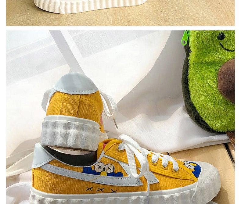 Funny Yellow Cartoon Design Sneakers Women Casual Fashion New Flat Vulcanized Sneakers Lace Up Canvas Shoes Men Comfortable Canvas Flats Summer Fashion Lace-up Sneakers Stevvex
