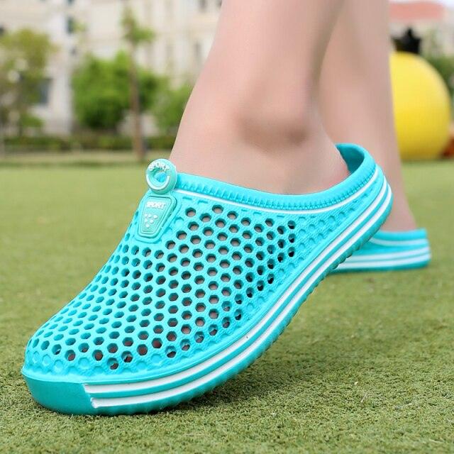 Garden Clog Women Quick Drying Summer Beach Slipper Flat Outdoor Sandals Breathable Mesh Sandals Beach Footwear Anti-Slip Slippers Quick Drying Sandals Stevvex