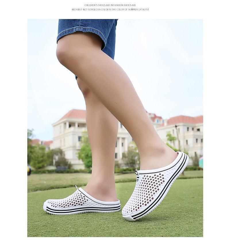 Garden Clog Women Quick Drying Summer Beach Slipper Flat Outdoor Sandals Breathable Mesh Sandals Beach Footwear Anti-Slip Slippers Quick Drying Sandals Stevvex