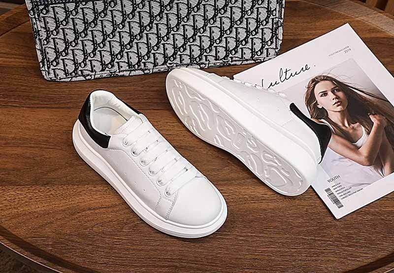 Genuine Leather Women Platform Sneakers Autumn Fashion Sports Little White Shoes Platform Flats Casual Lace Up Woman Comfort Walking Sneakers Stevvex