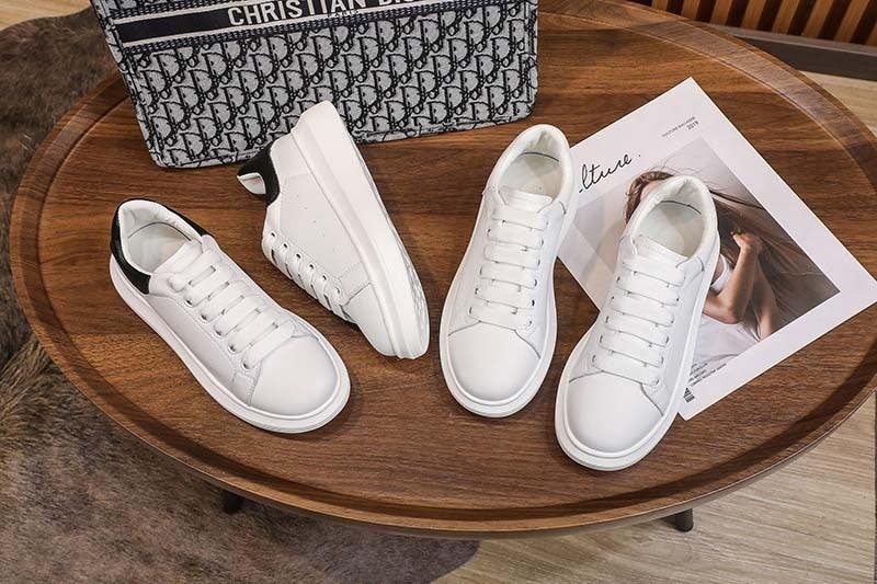 Genuine Leather Women Platform Sneakers Autumn Fashion Sports Little White Shoes Platform Flats Casual Lace Up Woman Comfort Walking Sneakers Stevvex