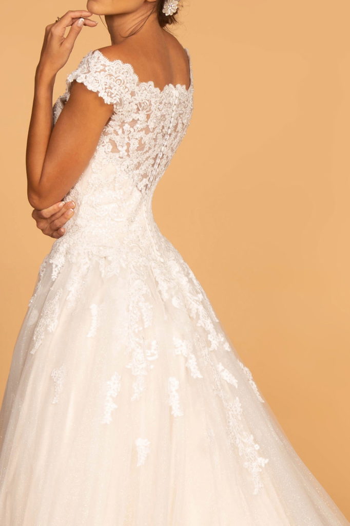 Boat-Neck Embroidered Mesh A-Line Wedding Gown Purplish Diva