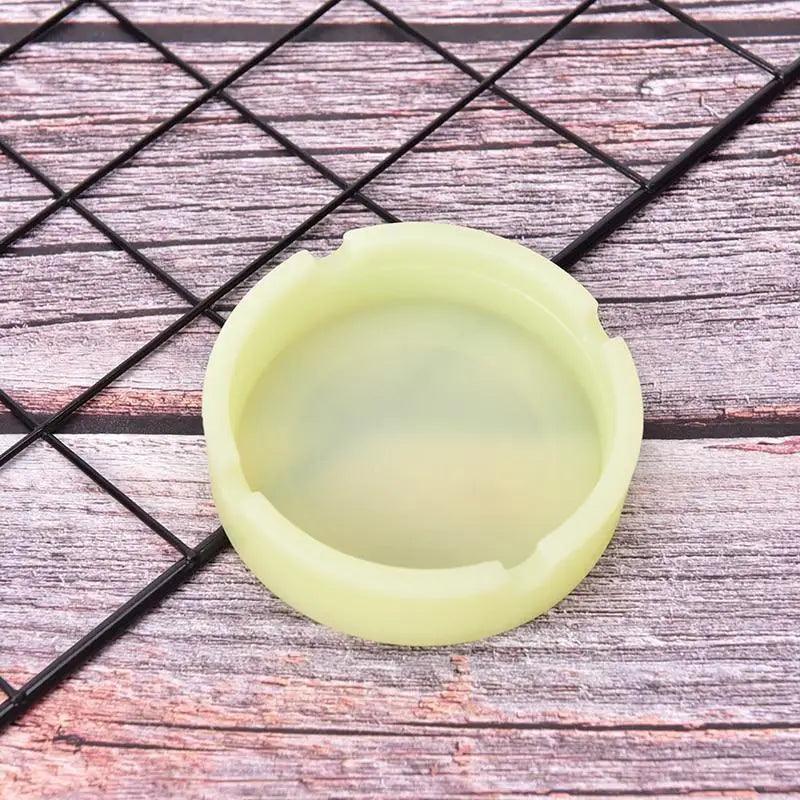 Glow In The Dark Ashtray For Smoking Cigarette Silicone Luminous Unique Design Rubber Soft Fluorescent Ashtrays Stevvex