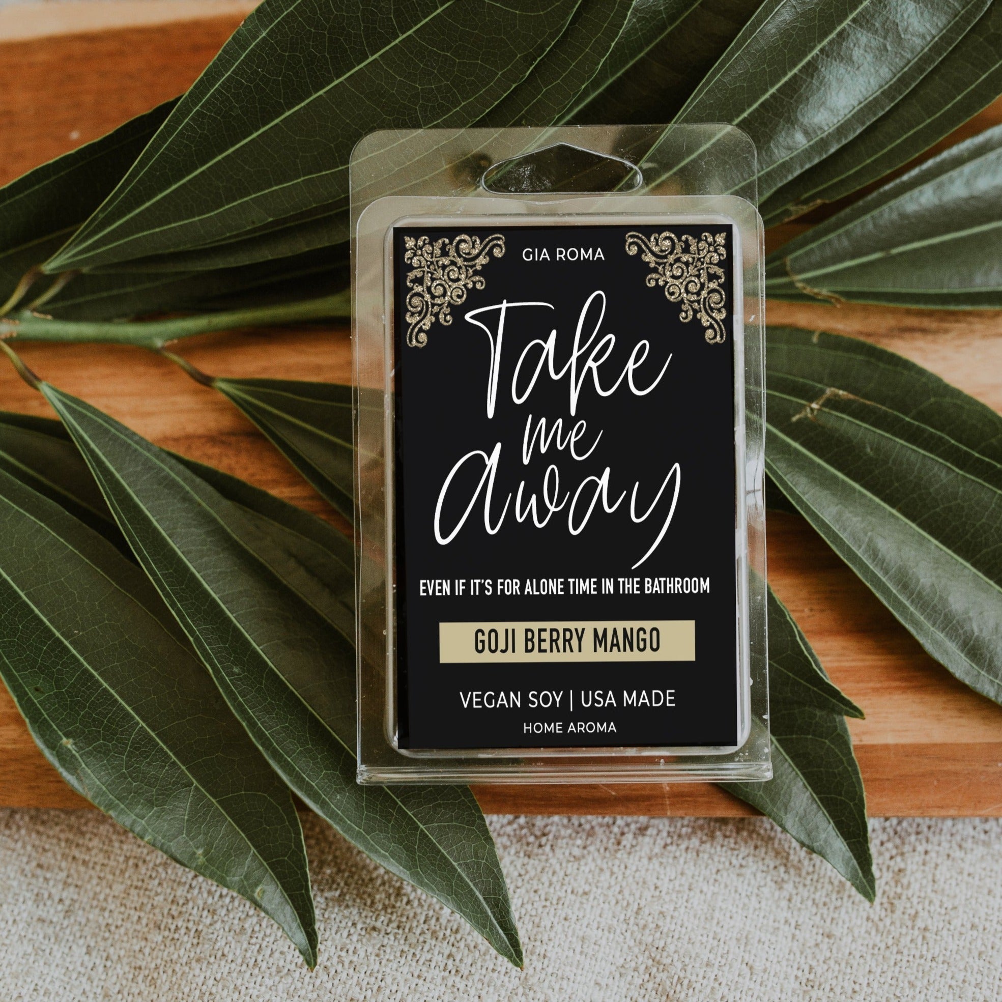 Goji Berry Mango Scented Candle Tropical Juicy Fragrance With Peach Plum Notes Romantic Travel BandsCo Straps