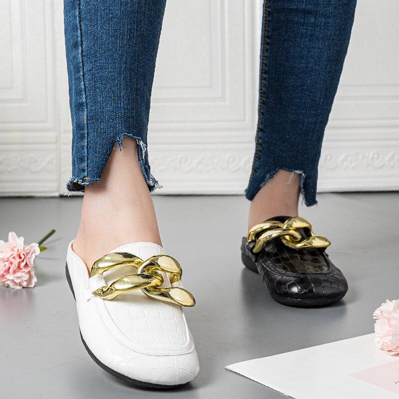 Gold Chain Women Slipper Closed Toe Slip On Mules Shoes Round Toe Low Heels Casual Slides Flat Mules Comfortable Slides Mules Shoes Ladies Slip-On Luxury Shoes Stevvex