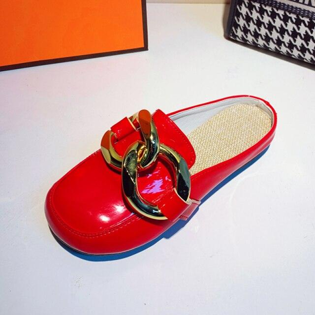 Gold Chain Women Slipper Closed Toe Slip On Mules Shoes Round Toe Low Heels Casual Slides Flat Mules Comfortable Slides Mules Shoes Ladies Slip-On Luxury Shoes Stevvex
