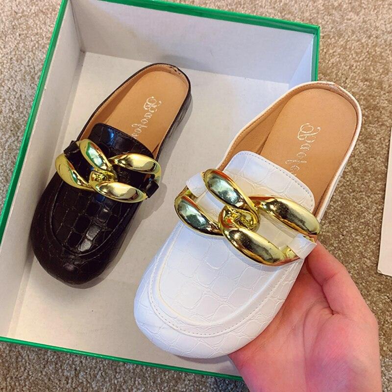 Gold Chain Women Slipper Closed Toe Slip On Mules Shoes Round Toe Low Heels Casual Slides Flat Mules Comfortable Slides Mules Shoes Ladies Slip-On Luxury Shoes Stevvex