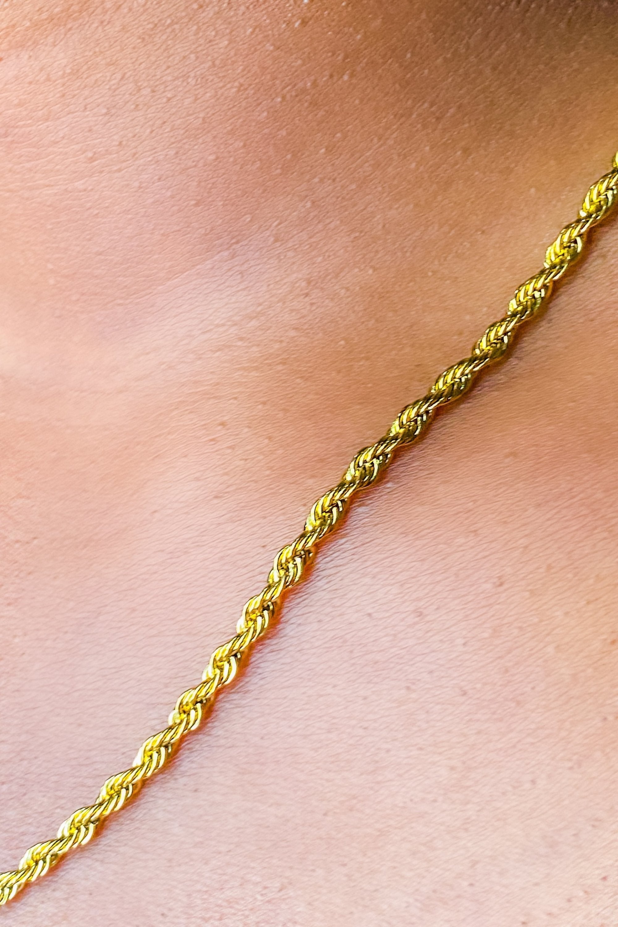 Gold Rope Chain Necklace 24 Inch Unisex Classic Everyday