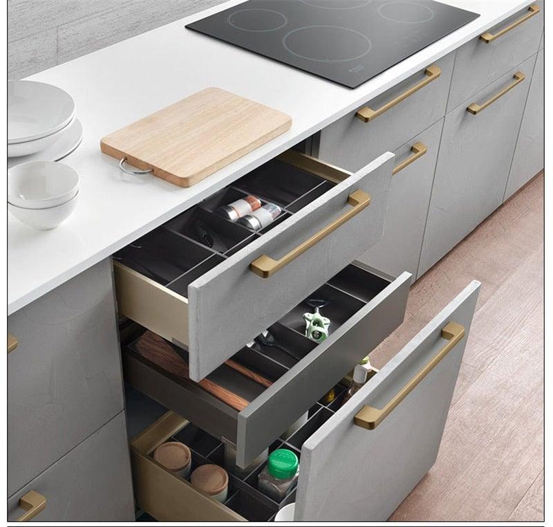 Golden Simple Fashion Aluminum Alloy Furniture Handles Bookcase Handles Wine Cabinet Handles Door Knob Handles For Cabinet Cabinet Knobs Cupboard Drawers Cabinet Dresser Bookcase Wardrobe 2.2CM Stevvex