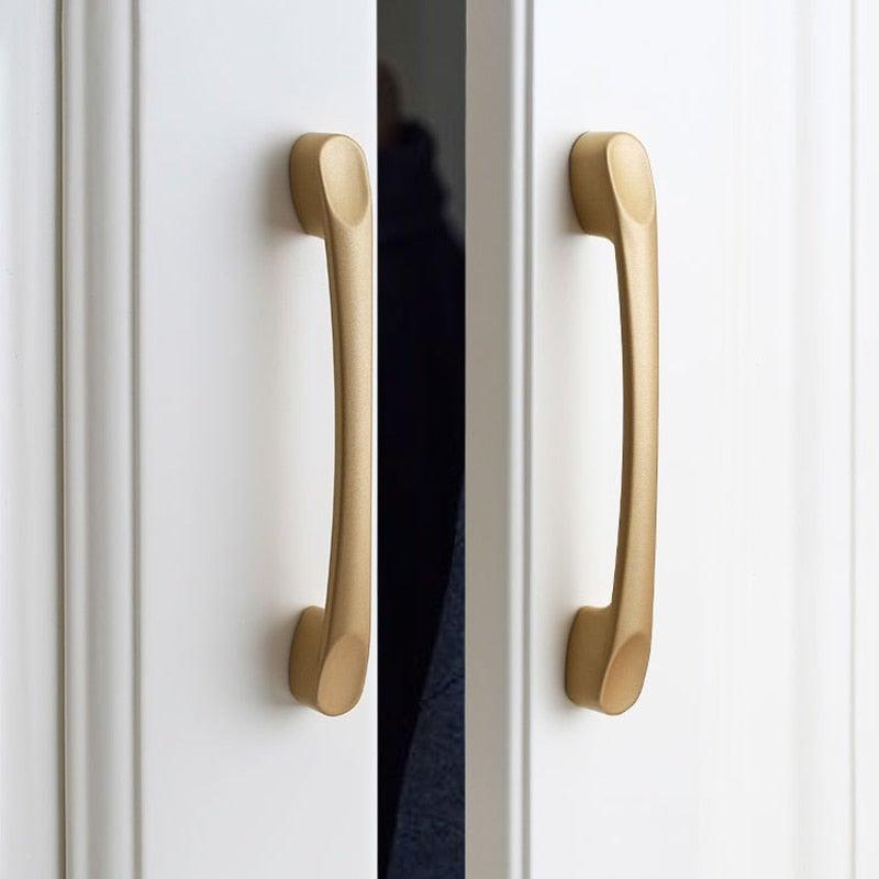 Golden Simple Fashion Aluminum Alloy Furniture Handles Bookcase Handles Wine Cabinet Handles Door Knob Handles For Cabinet Cabinet Knobs Cupboard Drawers Cabinet Dresser Bookcase Wardrobe 2.2CM Stevvex