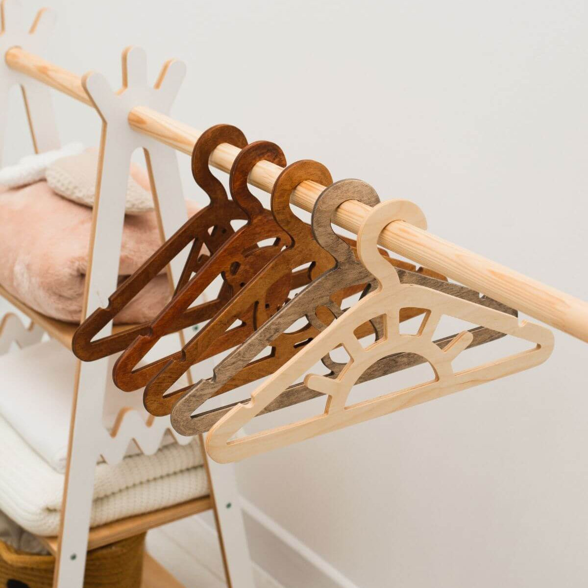 Pack of 10 Kid's Wooden Hangers - SJB-DIAMOND ELITES