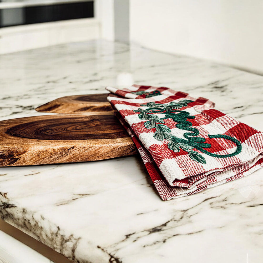 Holiday Charcuterie Board Set With Tartan Kitchen Towels - 2-Piece Gift BandsCo Straps