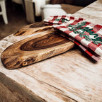 Holiday Charcuterie Board Set With Tartan Kitchen Towels - 2-Piece Gift BandsCo Straps