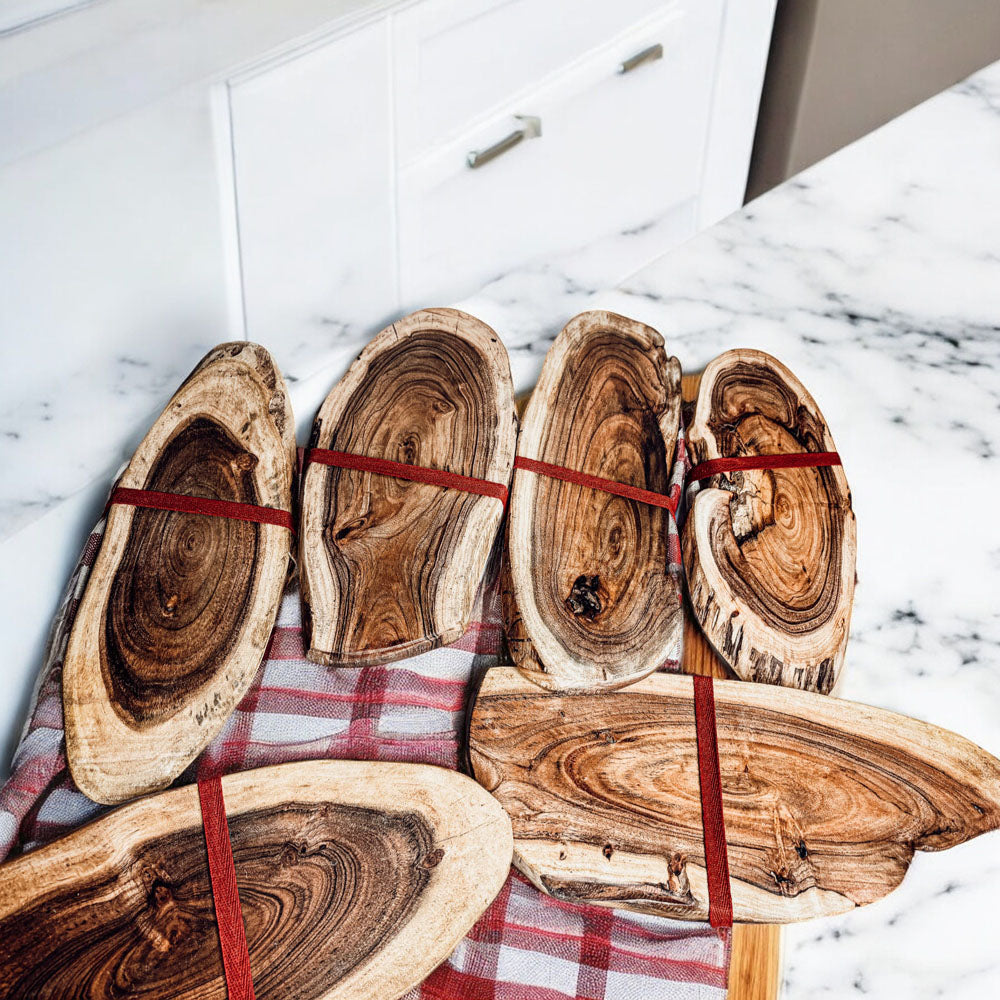Holiday Charcuterie Board Set With Tartan Kitchen Towels - 2-Piece Gift BandsCo Straps
