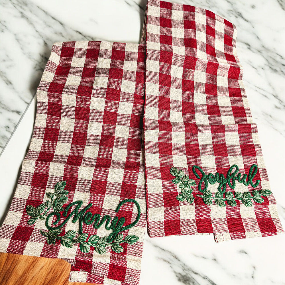 Holiday Charcuterie Board Set With Tartan Kitchen Towels - 2-Piece Gift BandsCo Straps