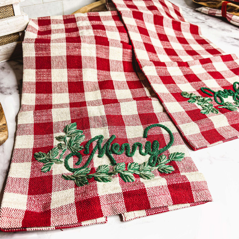 Holiday Charcuterie Board Set With Tartan Kitchen Towels - 2-Piece Gift BandsCo Straps