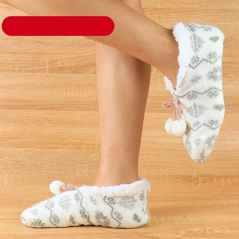 Home Socks Slippers Women Plush Warm Knit Slippers Lightweight Soft Comfortable Winter Slippers Women Indoor Slippers Winter Fuzzy Warm Cozy Fleece Lined Slipper Socks Non Slip Super Soft Thick Christmas Socks Stevvex