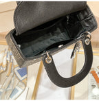 Hot diamond heavy industry high-end satin Princess Diana bag（MAC220）