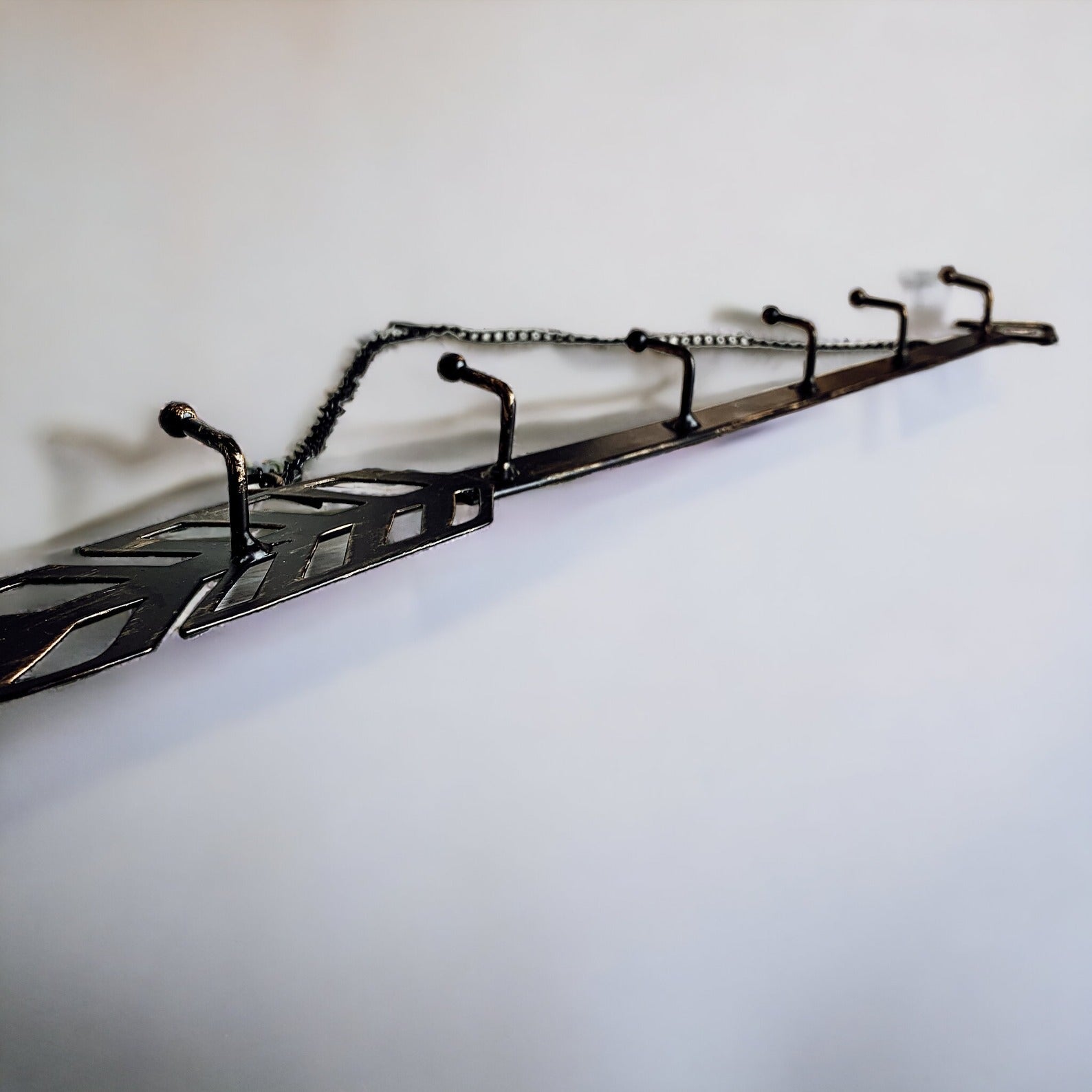 Arrow Wall Hook Hanger 6 Hook Metal Key and Jewelry Organizer Black 18x1.5x0.05 BandsCo Straps