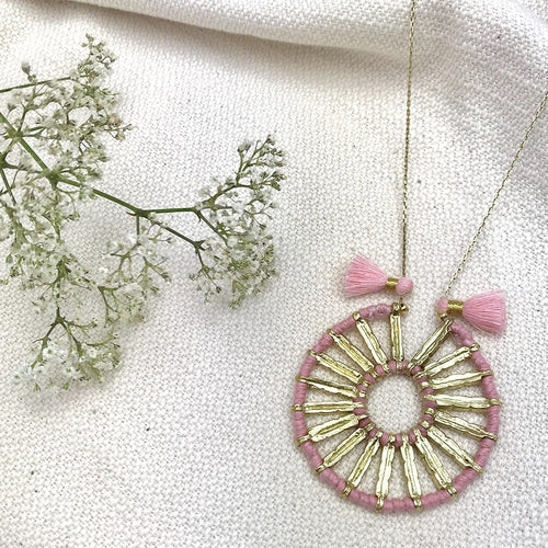 Indu Pendant Necklace 4 Adjustable Cotton Tassels Boho Zinc Alloy 18 Inch BandsCo Straps