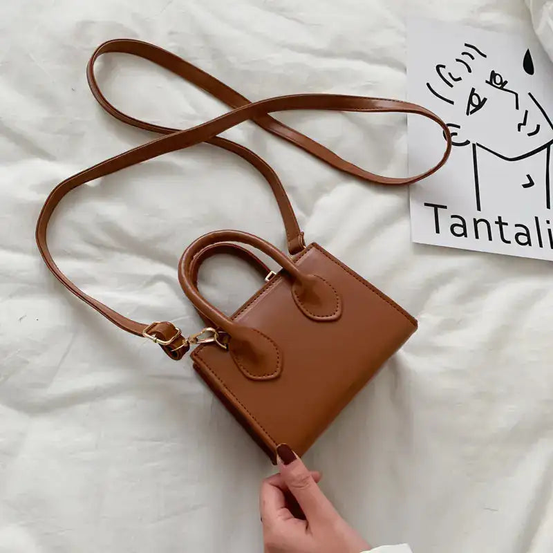 Personalized Solid Color Handbags for Celebrities