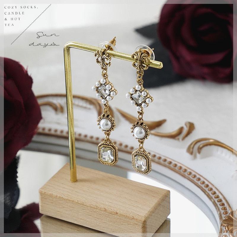 Jewelry Organizer Wooden Rack Bracelet Earring Holder Display Decoration Stand Earring Support Display Decoration Rack Small Jewelry Display Holder T-Shaped Iron Fashion Home Bracelet Pendant Jewelry Storage Shelf Stand for Woman Girls Stevvex