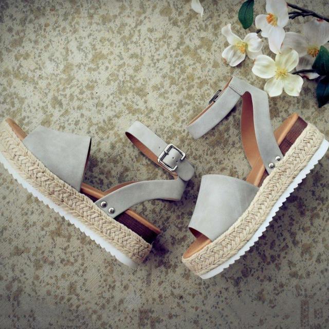 Ladies Elegant Leopard Shoes For Women High Heels Sandals Summer Flip Flop Platform Sandals High Platform Sandals Thick Bottom Belt Buckle Shoes Adjustable Strap Sandals Stevvex