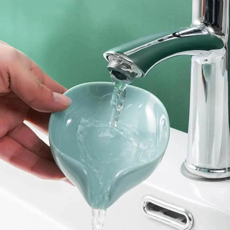 Leaf Shape Soap Box Drain Soap Holder Box Bathroom Accessories Toilet Laundry Soap Box Tray Gadgets Soap Holder Leaf-Shape Self Draining Soap Dish Holder Not Punched Easy Clean Bar Soap Holder With Suction Cup Soap Dish Suitable For Bathroom Kitchen Stevvex