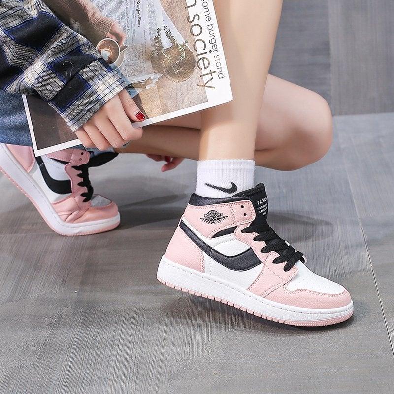 Leather Sports Running Shoes Red Breathable Anti Slip Vulcanized High Top Plate Shoes Lace-up Classic Shoes Girls Comfortable Men Casual Flats Sneakers Stevvex