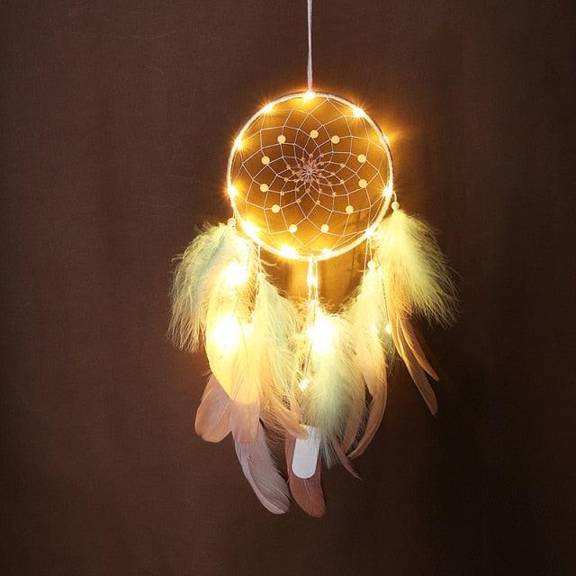 LED Dream Catcher Lamp Flying Wind Chimes Lighting Dream-catcher Handmade Ornaments Traditional Gifts Feather Pendant Romantic Creative Wall Hanging Home Wall Decoration Ornament Craft Native American Style Stevvex