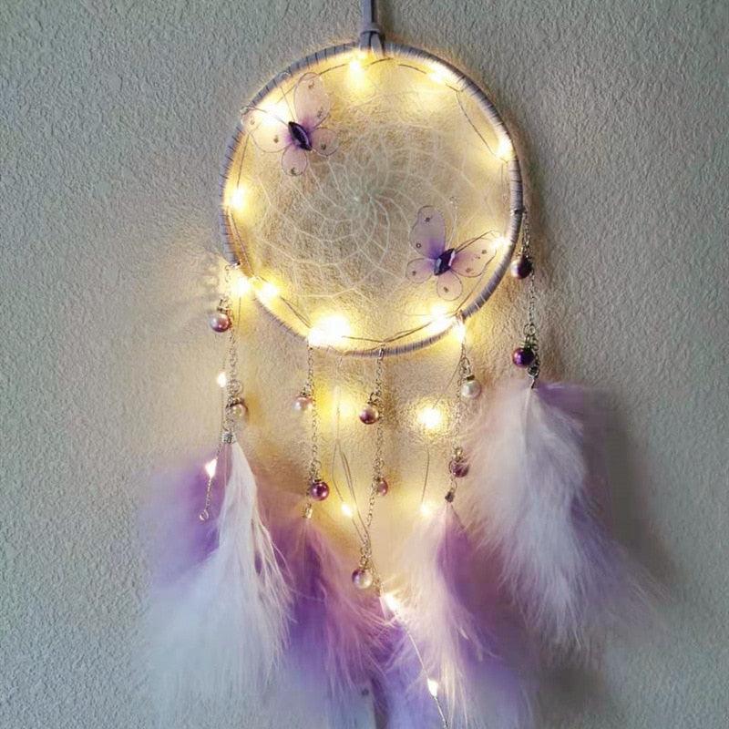 LED Dream Catcher Lamp Flying Wind Chimes Lighting Dream-catcher Handmade Ornaments Traditional Gifts Feather Pendant Romantic Creative Wall Hanging Home Wall Decoration Ornament Craft Native American Style Stevvex
