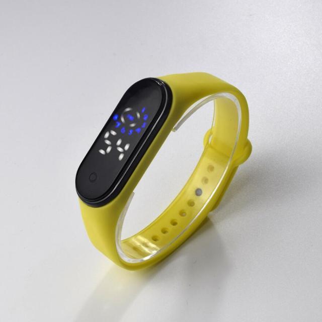 LED Electronic Boys Girls Watch Digital Silicone Wristwatch Fashion Casual Universal Watch Unisex Sport Watch Led Digital Silicone Strap Digital LED Sports Watch For Women Kids Stevvex