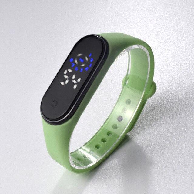 LED Electronic Boys Girls Watch Digital Silicone Wristwatch Fashion Casual Universal Watch Unisex Sport Watch Led Digital Silicone Strap Digital LED Sports Watch For Women Kids Stevvex