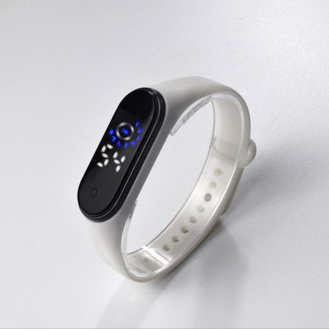 LED Electronic Boys Girls Watch Digital Silicone Wristwatch Fashion Casual Universal Watch Unisex Sport Watch Led Digital Silicone Strap Digital LED Sports Watch For Women Kids Stevvex