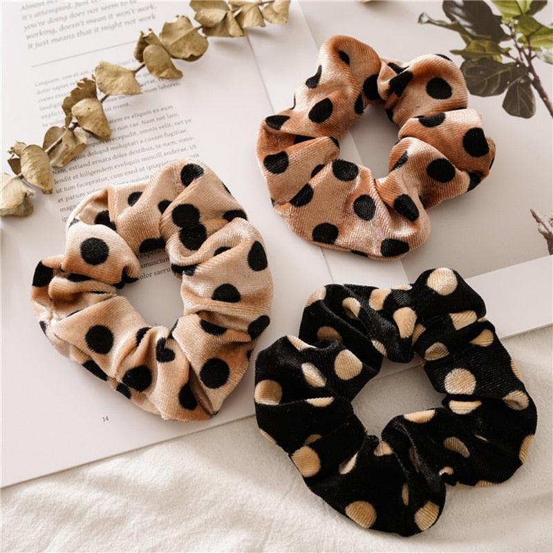 Leopard Velvet Scrunchies Hair Accessories For Women Girl Elastic Hair Ring Hair tie Ponytail Holder Rubber Hair Band Ponytail Holder Accessories for Women And Girls Stevvex