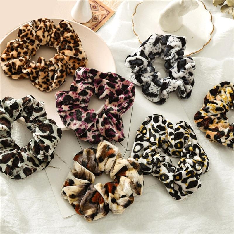 Leopard Velvet Scrunchies Hair Accessories For Women Girl Elastic Hair Ring Hair tie Ponytail Holder Rubber Hair Band Ponytail Holder Accessories for Women And Girls Stevvex