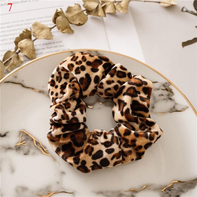 Leopard Velvet Scrunchies Hair Accessories For Women Girl Elastic Hair Ring Hair tie Ponytail Holder Rubber Hair Band Ponytail Holder Accessories for Women And Girls Stevvex