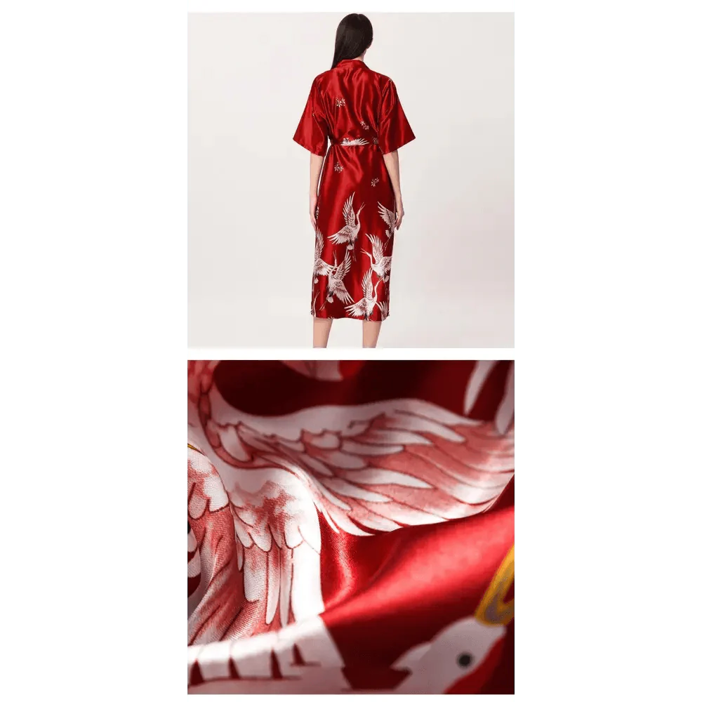 Lightweight Black Floral Birds Printed Women Bathrobe Elegant Design Floral Breathable Robe Stevvex