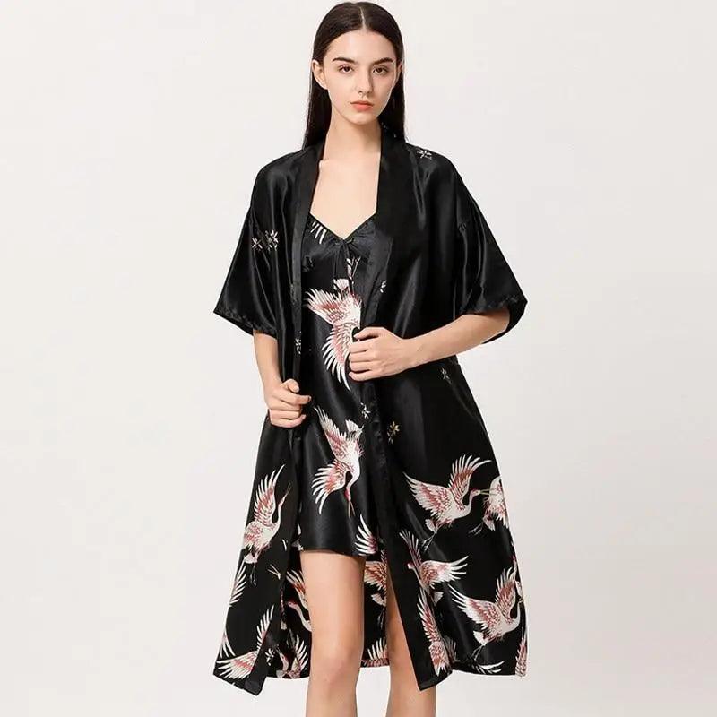 Lightweight Black Floral Birds Printed Women Bathrobe Elegant Design Floral Breathable Robe Stevvex