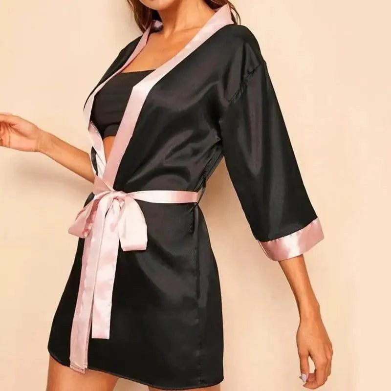 Lightweight Soft Women Comfortable Bathrobes Elegant Design Vintage Ladies Nightwear Ladies Sleepwear Stevvex