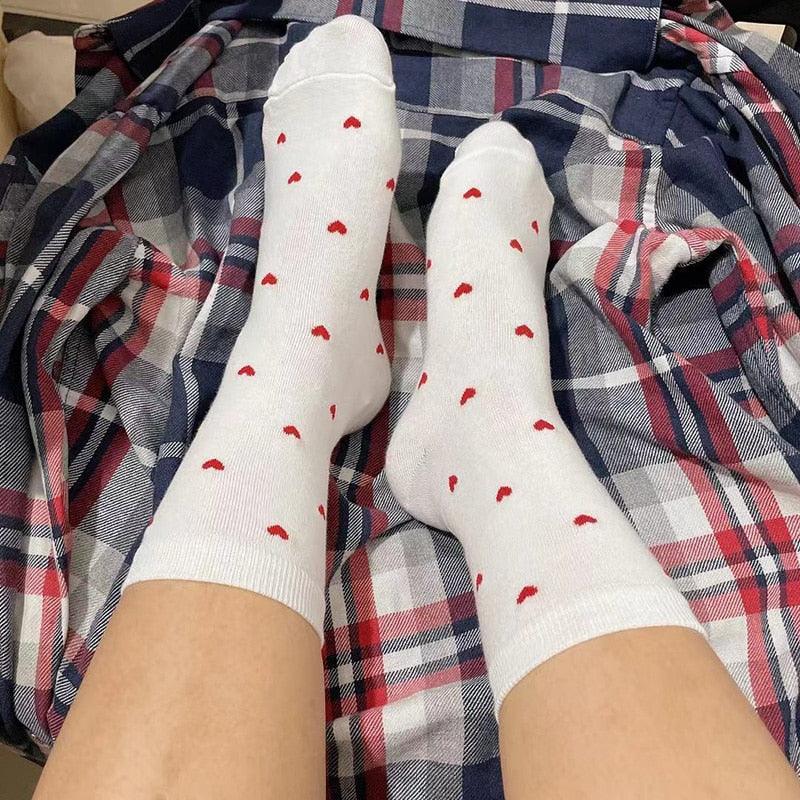 Long Cute Socks Women Cotton Love Heart With Print Kawaii Beautiful Ladies Designer Socks Winter Warm Socks High Art Warm Socks For Men And Women Stevvex