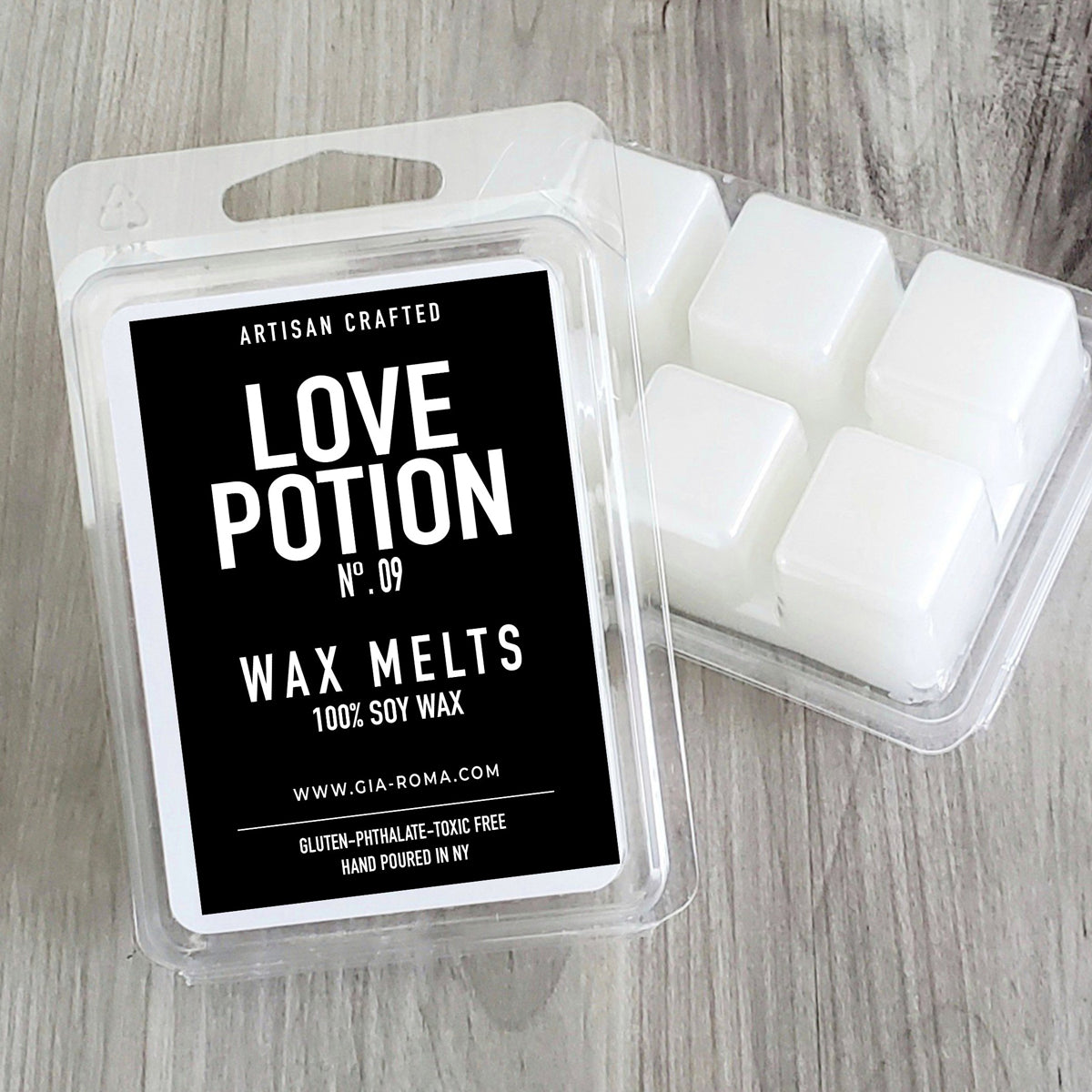 No.09 Love Potion Moonlight Path Scented Candle - Jasmine Violet Lavender BandsCo Straps