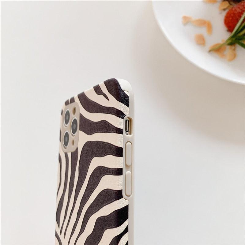 Luxury Leather Black White Zebra Pattern Phone Case for iPhone 13 12 11 14 Pro Max Xs Xr 7 14 plus Anti-fall Soft Silicone Back Cover Soft Slim Thin Luxury Shockproof Shiny Case for Girls and Women Zebra Print iPhone Case Stevvex