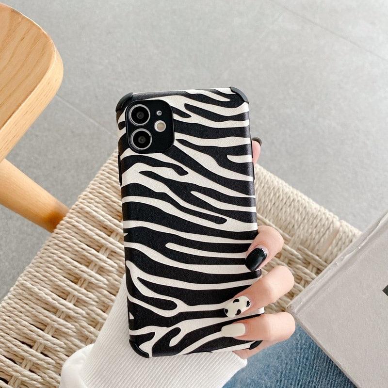 Luxury Leather Black White Zebra Pattern Phone Case for iPhone 13 12 11 14 Pro Max Xs Xr 7 14 plus Anti-fall Soft Silicone Back Cover Soft Slim Thin Luxury Shockproof Shiny Case for Girls and Women Zebra Print iPhone Case Stevvex